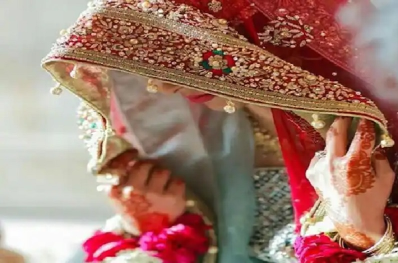 Bride kidnapped in front of groom