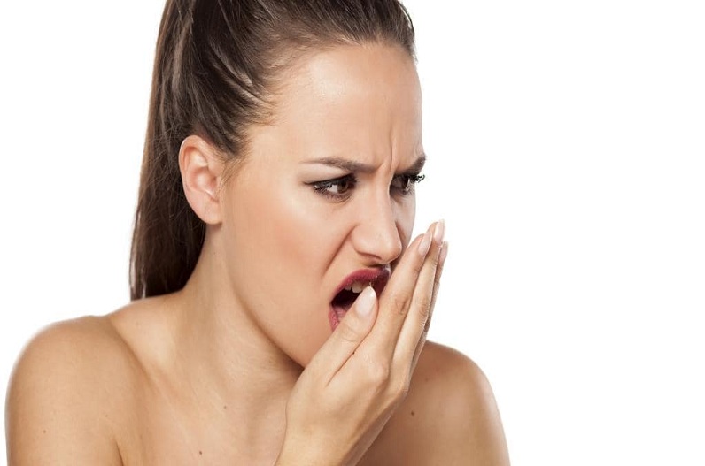 How to get rid of bad breath permanently and naturally