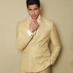 मिशन मजनू में सिद्धार्थ के साथ रश्मिका मंदाना नजर आएंगी। टीजर में रश्मिका की छोटी से झलक देखने को मिलती है।