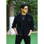 ये फिल्म 19 जनवरी 2023 को नेटफ्लिक्स में रिलीज हो रही है। जिसका फैंस बेसब्री से इंतजार कर रहे है।