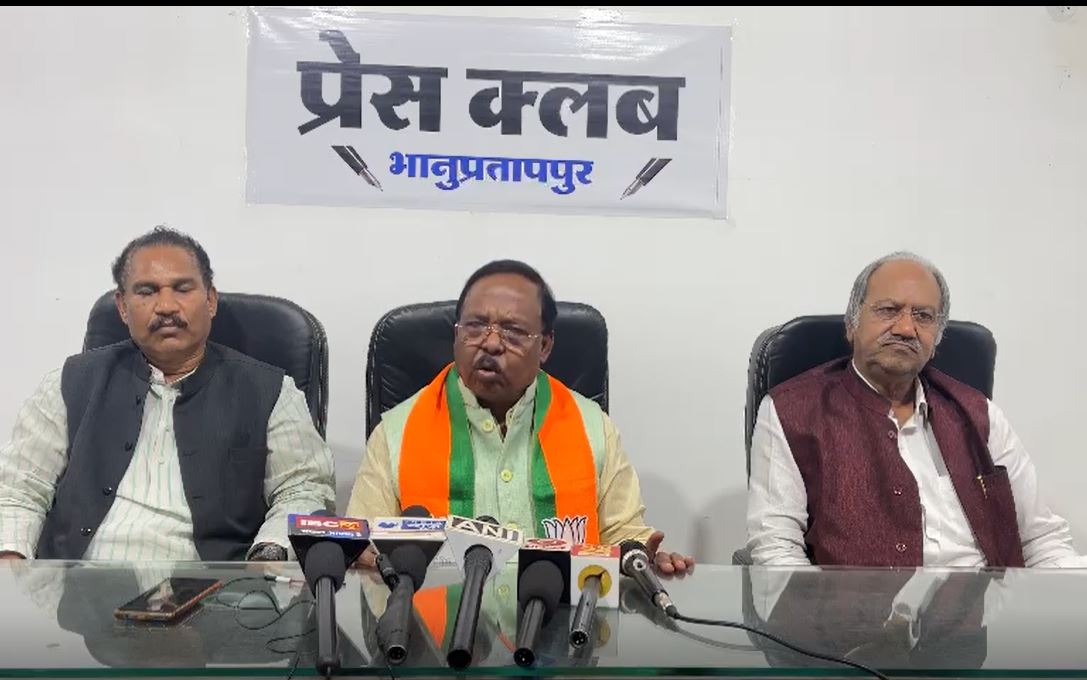 भानुप्रतापुर में थमा चुनावी शोर, मकान से जब्त हुई 38 पेटी शराब, भाजपा बोली- आरक्षण पर गुमराह कर रही सरकार