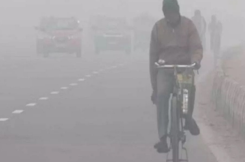 राजधानी में बढ़ी ठंड, ठंड और प्रदूषण का डबल अटैक, आम जनता परेशान…