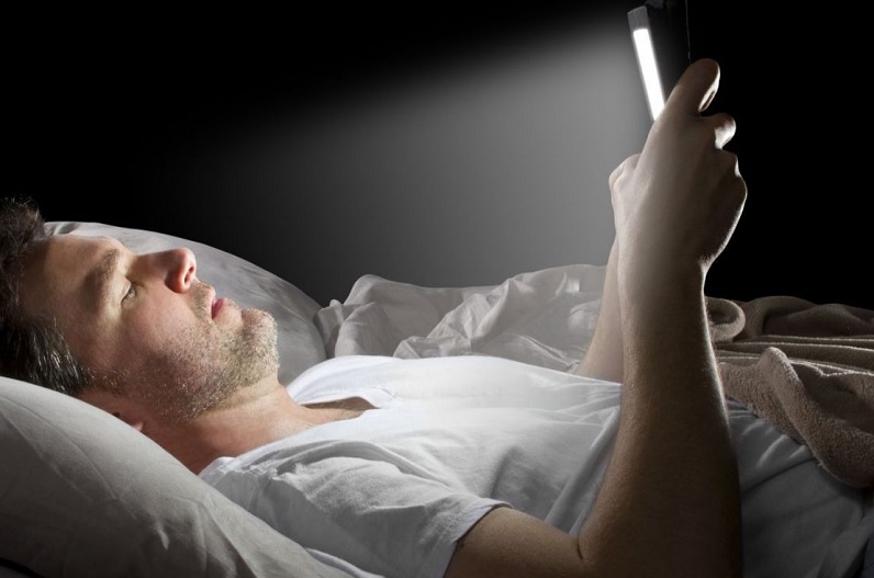 देर रात तक सोने वाले जान ले ये बात, हार्ट समेत इन बीमारियों का बढ़ता है खतरा…