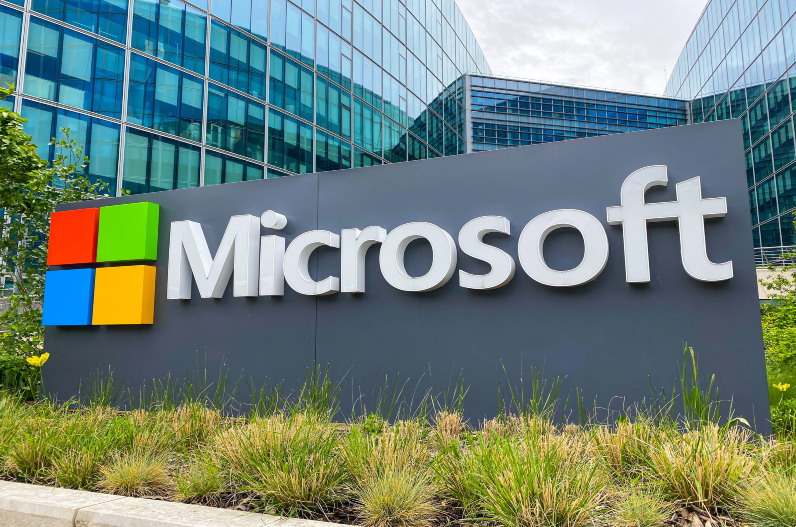 Microsoft lays off 10000 employees