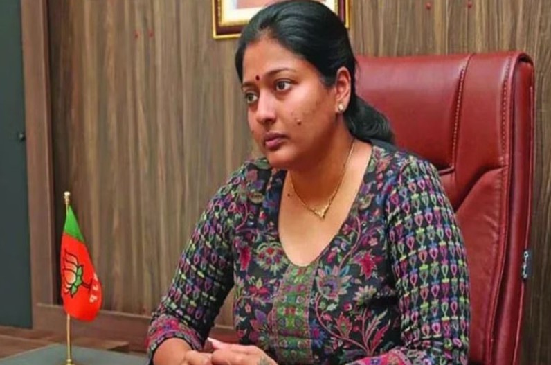 Tamil Nadu actress-politician Gayatri resigns from BJP