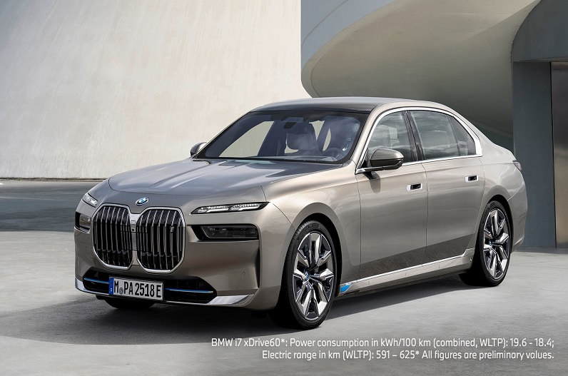 कल लॉन्च होगी BMW 7 Series और i7 India, जानें क्या है इसमें खास