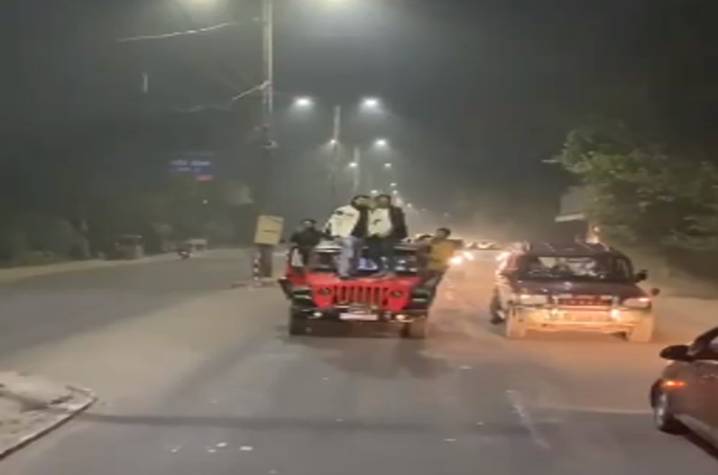 Bhopal Zubair Maulana stunt video