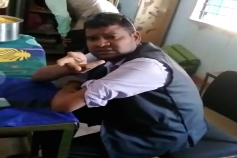 Headmaster Reaches School to Drink Liquor