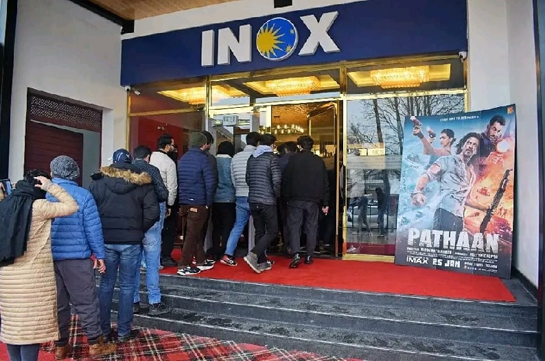 ‘Pathan’ box office collection: ‘पठान’ ने किया कश्मीर के थियेटरों को गुलजार, मालिकों ने कहा ‘उम्मीद नहीं थी ऐसी कमाई होगी’