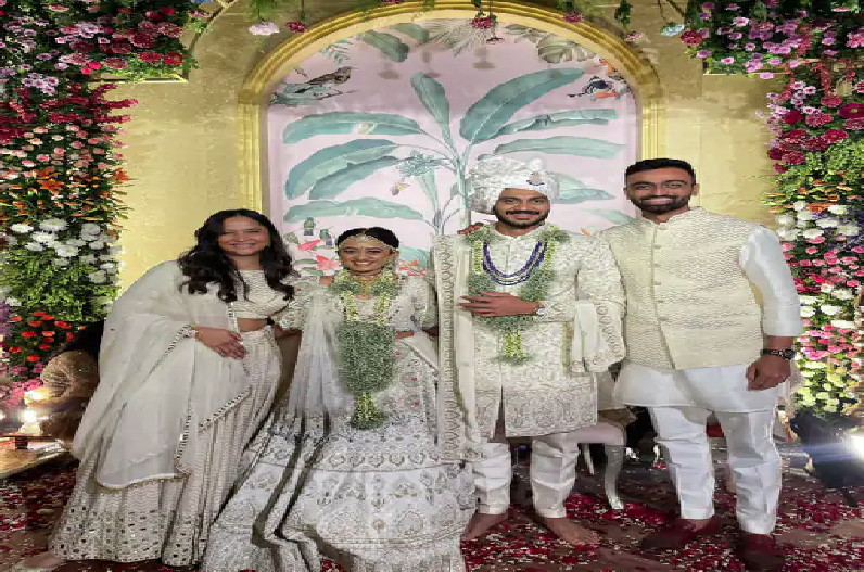 Akshar Patel married with his girlfriend Meha Patel