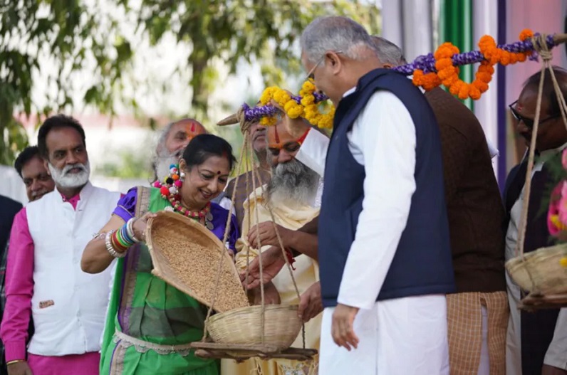 छत्तीसगढ़ का लोकपर्व छेरछेरा कल, सीएम भूपेश ने प्रदेशवासियों को दी बधाई