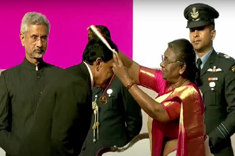 प्रवासी भारतीय दिवस समारोह का समापन, राष्ट्रपति द्रौपदी मुर्मू ने 27 NRI को किया सम्मानित, कहा- प्रवासियों के लिए हमारे दिल में खास जगह