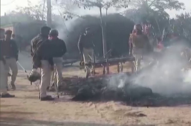 आगजनी, तोड़फोड़, तनाव के बाद इस जिले में धारा 144 लागू, युवक की पिटाई से मौत के बाद भड़का आक्रोश