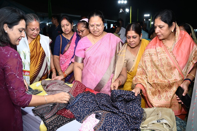 Anila Bhendia inaugurated Mahila Madai