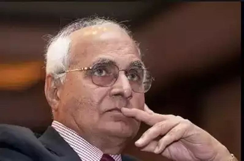 भारतीय बिजनेसमैन को 91 साल की उम्र में हुआ प्यार, पार्टनर के नाम का भी किया खुलासा