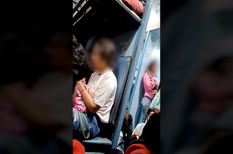 Girls smoking in train