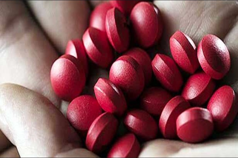 सरकारी स्कूल की बड़ी लापरवाही! आयरन की गोली खाने से 41 बच्चे हुए बीमार, ईलाज जारी