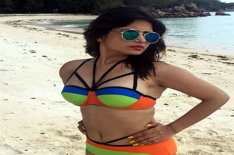 मान मर्यादा भूल बैठी तारक मेहता की ये एक्ट्रेस, उतारे सारे कपड़े और बाथटब में लेटकर कर बैठीं ये काम!