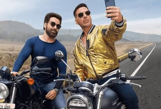 सेल्फी के कलेक्शन में तीसरे दिन आया बड़ा उछाल, फिर भी होगी फ्लॉप…