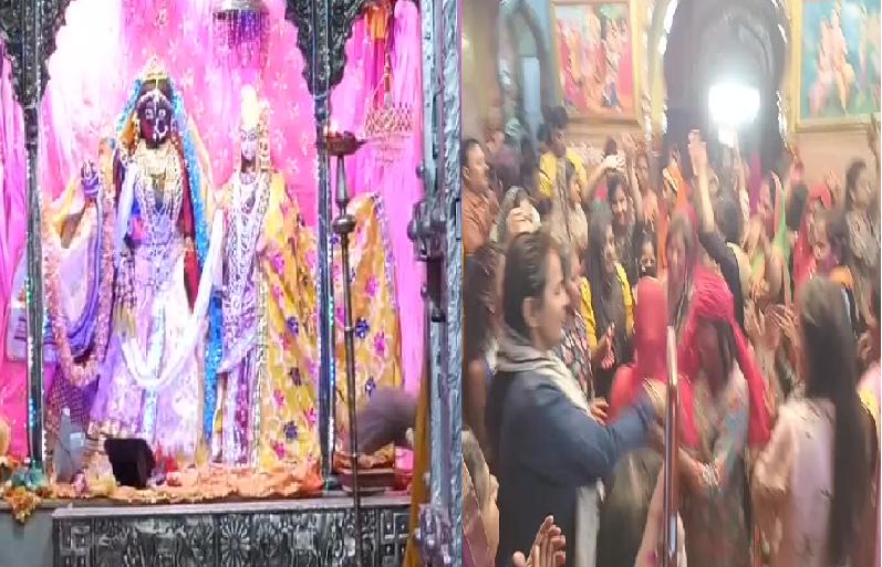 Jugal Kishore Bhagwan, the deity of Bundelkhand kept the form of Sakhi i.e. woman