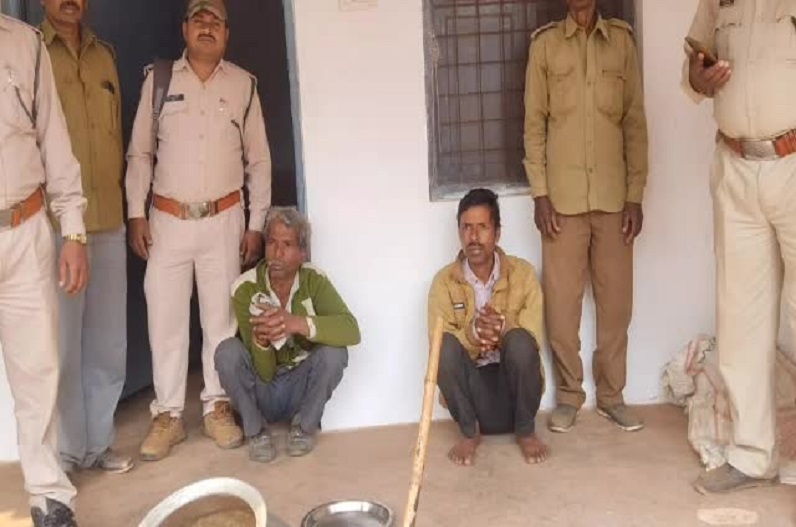 Two accused arrested for hunting chital and cooking meat in Bandhavgarh