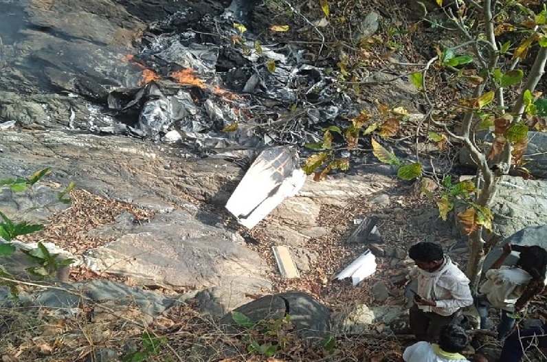 Balaghat trainee plane crash