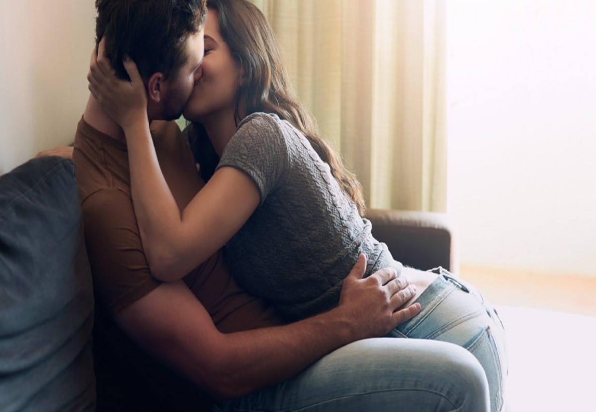 गर्लफ्रेंड को खुश करने के लिए पहले जमकर पी शराब और खा ली वियाग्रा की दो-दो गोलिया, फिर…