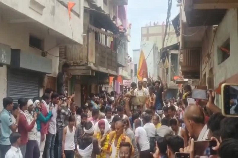 100 वर्षों से चली आ रही गाड़ा खिंचाई की अनोखी परंपरा, मान्यता ऐसी की रह जाएंगे हैरान