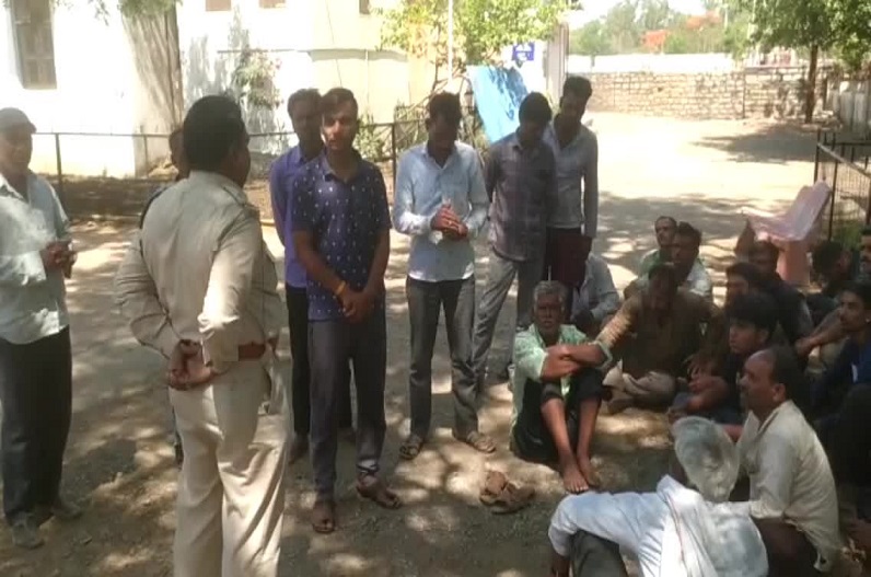 Farmer commits suicide after being cheated by panchayat secretary