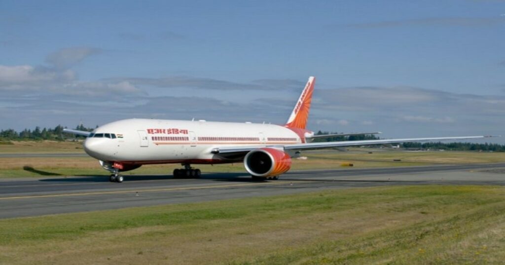 Passenger Beaten Two Female Crew Members