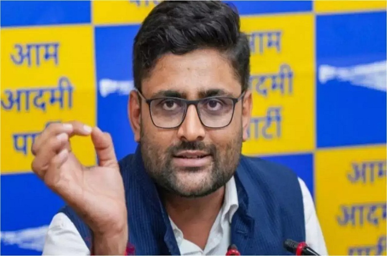 AAP के पूर्व प्रदेशाध्यक्ष हिरासत में, राज्य के गृहमंत्री के खिलाफ दिया था विवादित बयान