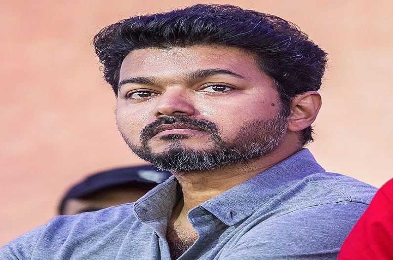 Thalapathy Vijay ने Instagram में मारी धमाकेदार Entry, बना दिया अनोखा Record