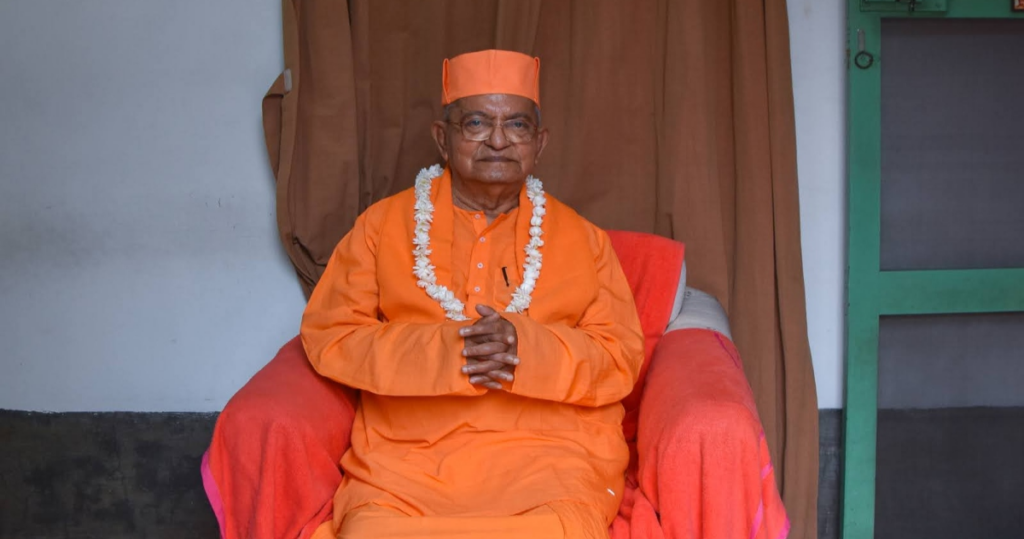 Swami Prabhananda passes away
