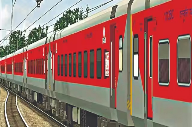 राजधानी एक्सप्रेस की बोगी में लगी आग, दिल्ली से चेन्नई की ओर जा रही थी तभी हुआ हादसा, मची अफरातफरी