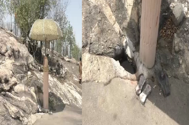 CG News: चकचकवा पहाड़ पर आज भी मौजूद है हनुमानजी के पदचिन्ह, जानिए हनुमानगढ़ी का अद्भुत रहस्य