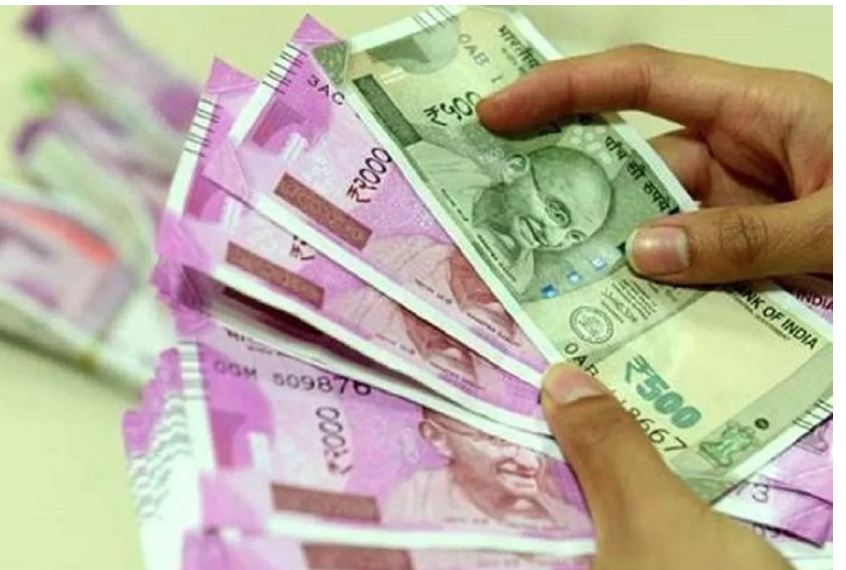 घर पर चला रहा था ये गंदा खेल, पुलिस को लग गई भनक, तीन युवक रंगेहाथ गिरफ्तार