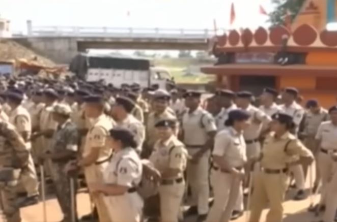 Bemetara Violence: बिरनपुर घटना का ताजा अपडेट, परिवार के 6 लोगों के गायब होने की चर्चा की पड़ताल जारी, गांव में किसी के आने जाने पर बैन