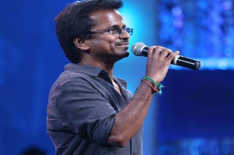 Happy Birthday A.R. Murugadoss : बॉलीवुड को पहली 100 करोड़ी फिल्म देने वाले साउथ के डायरेक्टर, बचाया था अक्षय का डूबता करियर…