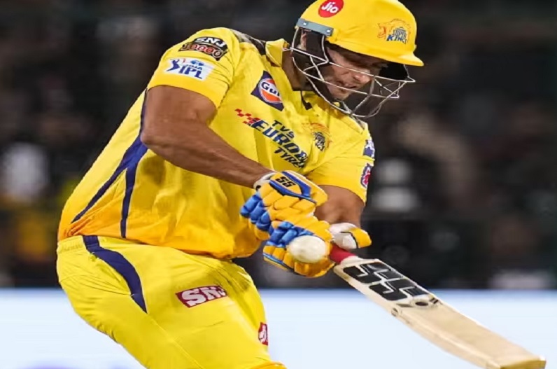 RCB vs CSK IPL 2023 :  फिर बोला शिवम दुबे का बल्ला, जड़ा 111 मीटर लंबा छक्का, ड्वेन कॉन्वे के साथ मिलकर चेन्नई को दिलाई तीसरी जीत….