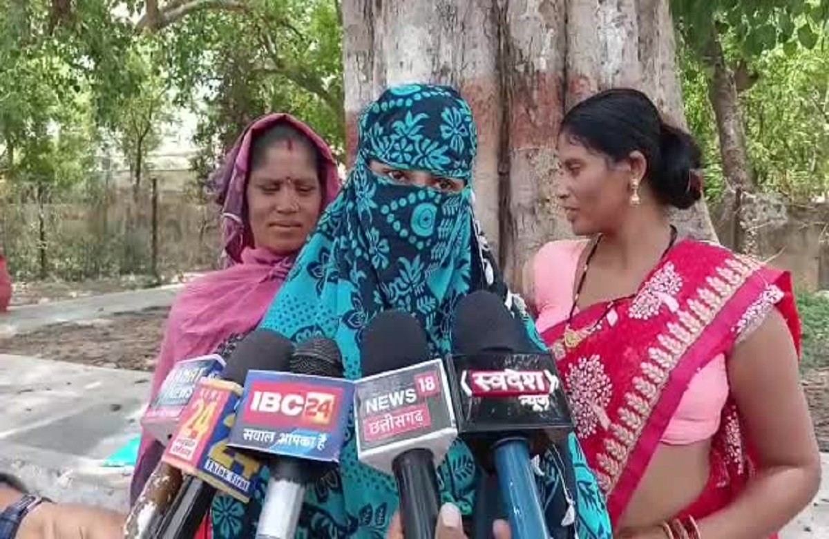 Rajim news: चाचा-चाची की हैवानियत… भतीजी को बनाया हवस का शिकार, अपनी बेटी के साथ भी कर दिया ऐसा कांड