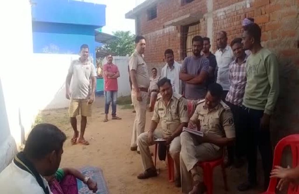 Dead body of a person found in a bloody condition in a house in Gangrel