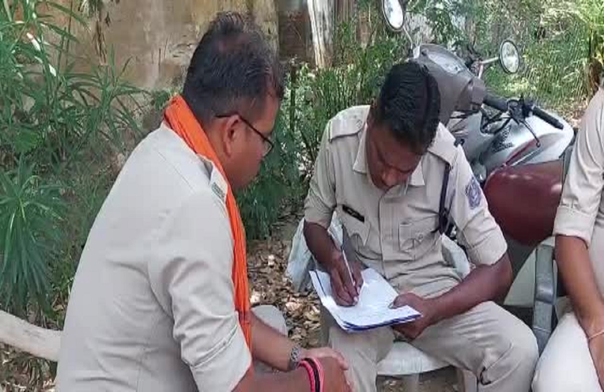 Ambikapur news: रिहायशी इलाके में इस हाल में मिला नवजात का शव, मचा हड़कंप, पुलिस ने जताई ऐसी आशंका