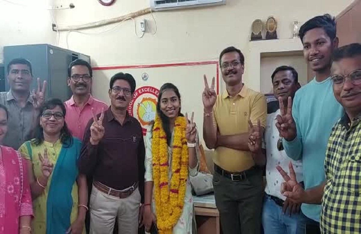 mpresults.nic.in Dakshata of Ratlam made 5th position in the state in the 12th board