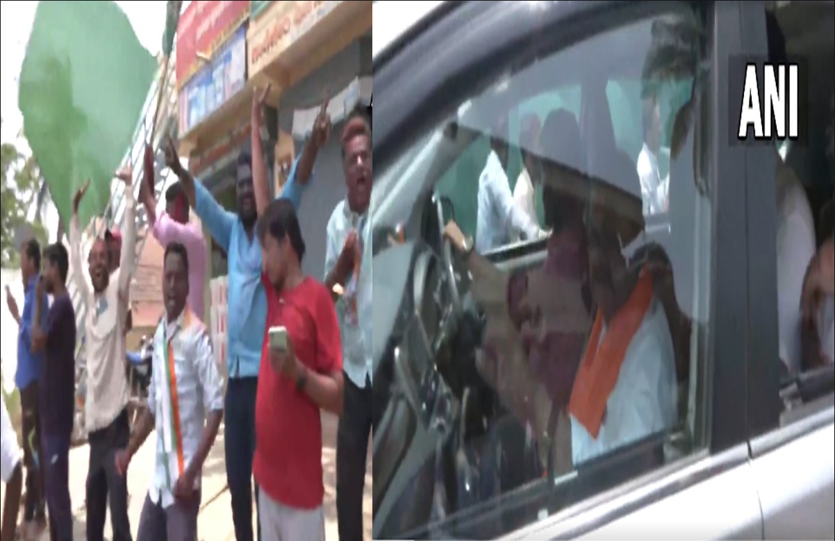 कांग्रेसियों ने रोका वर्तमान सीएम बोम्मई का काफिला, पार्टी के झंडे फहराकर मनाया जीत का जश्न