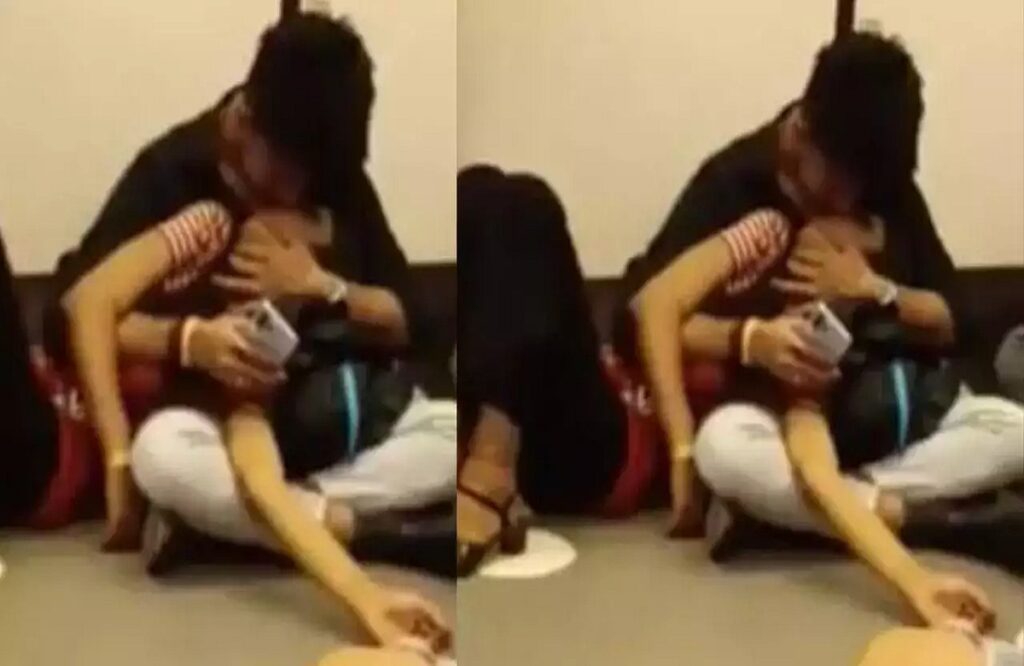 Delhi Metro Lip Lock Kissing Video