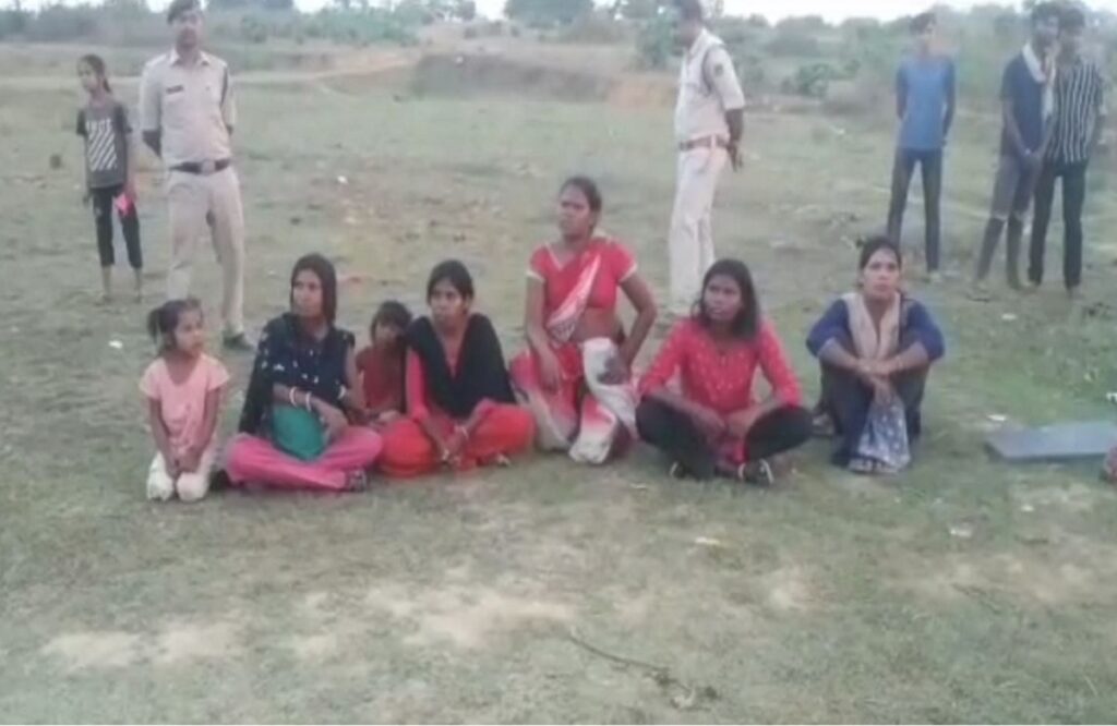 Women arrested for attacking district administration team that went to remove encroachment