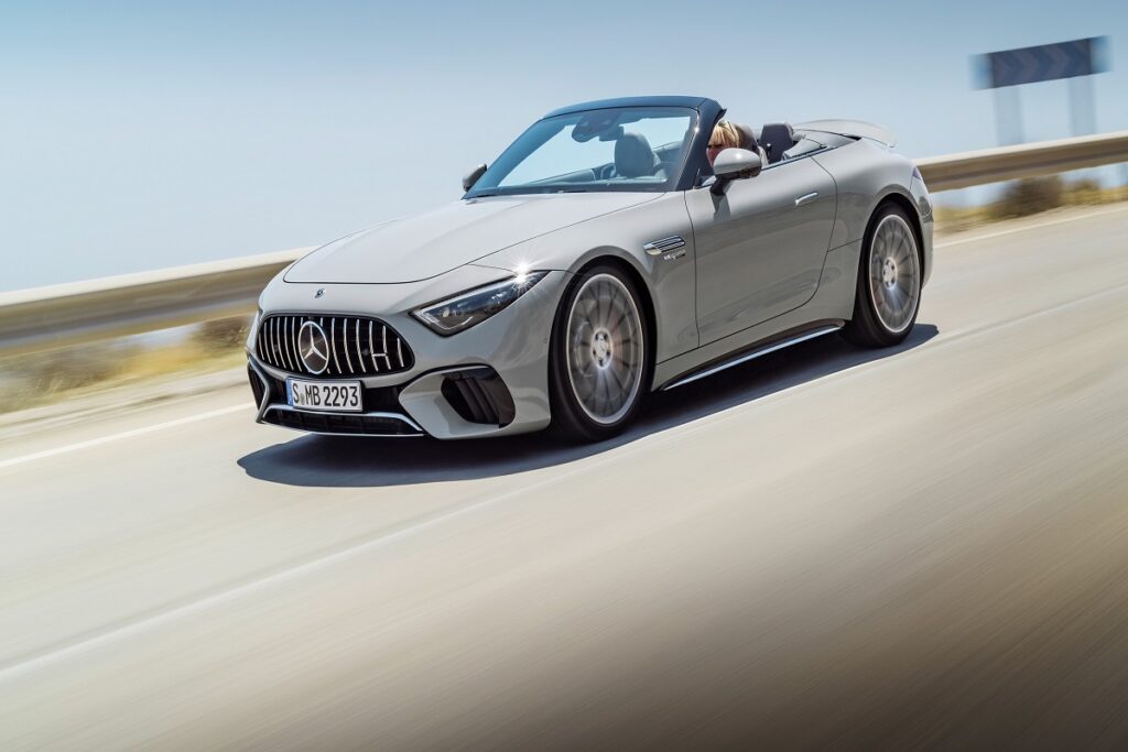 Mercedes-Benz SL Roadster to be launched on June 22