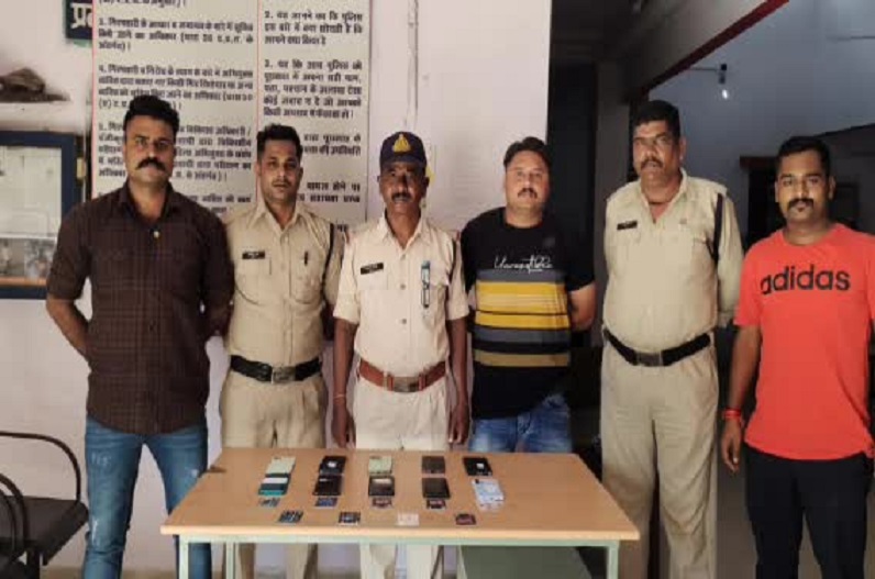 NARSINGHPUR NEWS : ऑनलाइन ठगी करने वाले अंतर्राष्ट्रीय साइबर ठग गिरोह के 6 सदस्य गिरफ्तार, पूछताछ में हो सकते हैं बड़े खुलासे