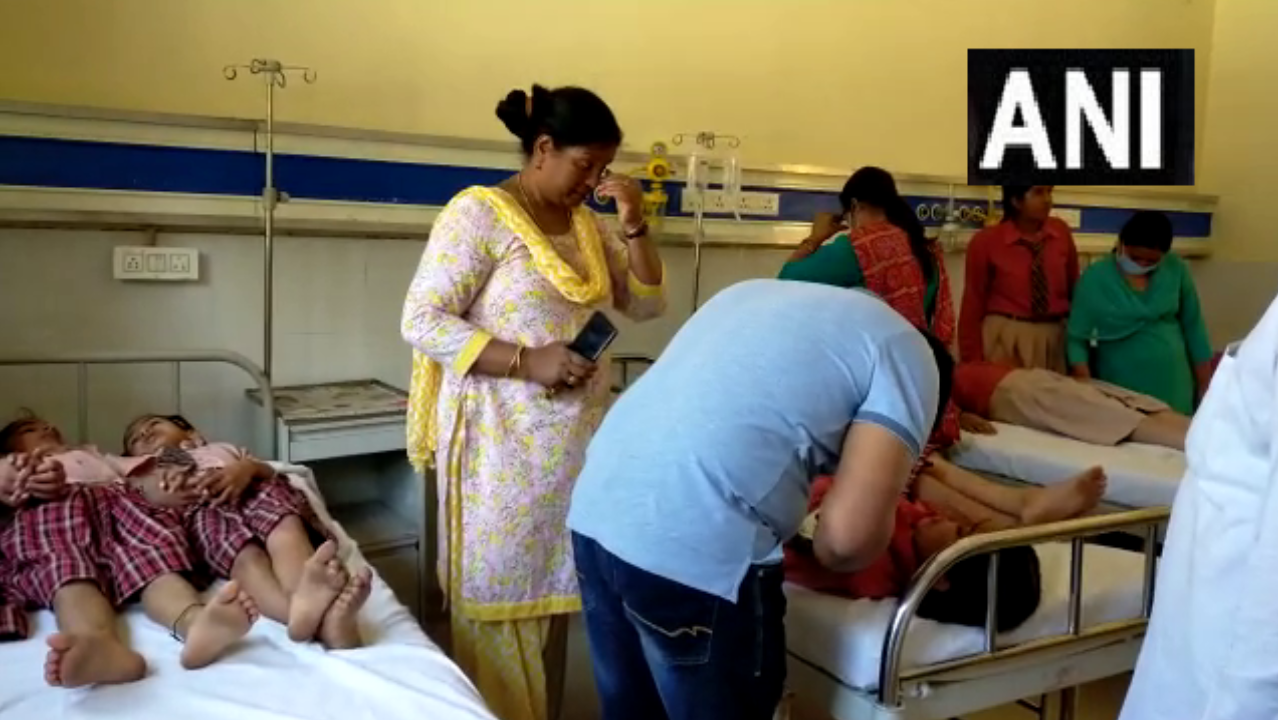 सैंट सोल्जर स्कूल में गैस रिसाव के बाद मचा हड़कंप, अचानक बिगड़ने लगी छात्रों और टीचर्स की तबीयत