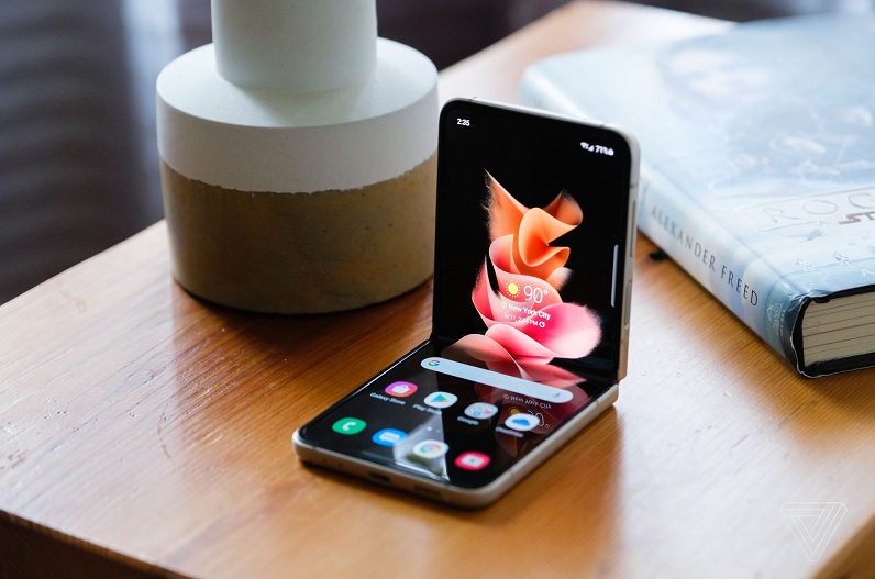 Samsung Galaxy Z Flip3 5G Discount